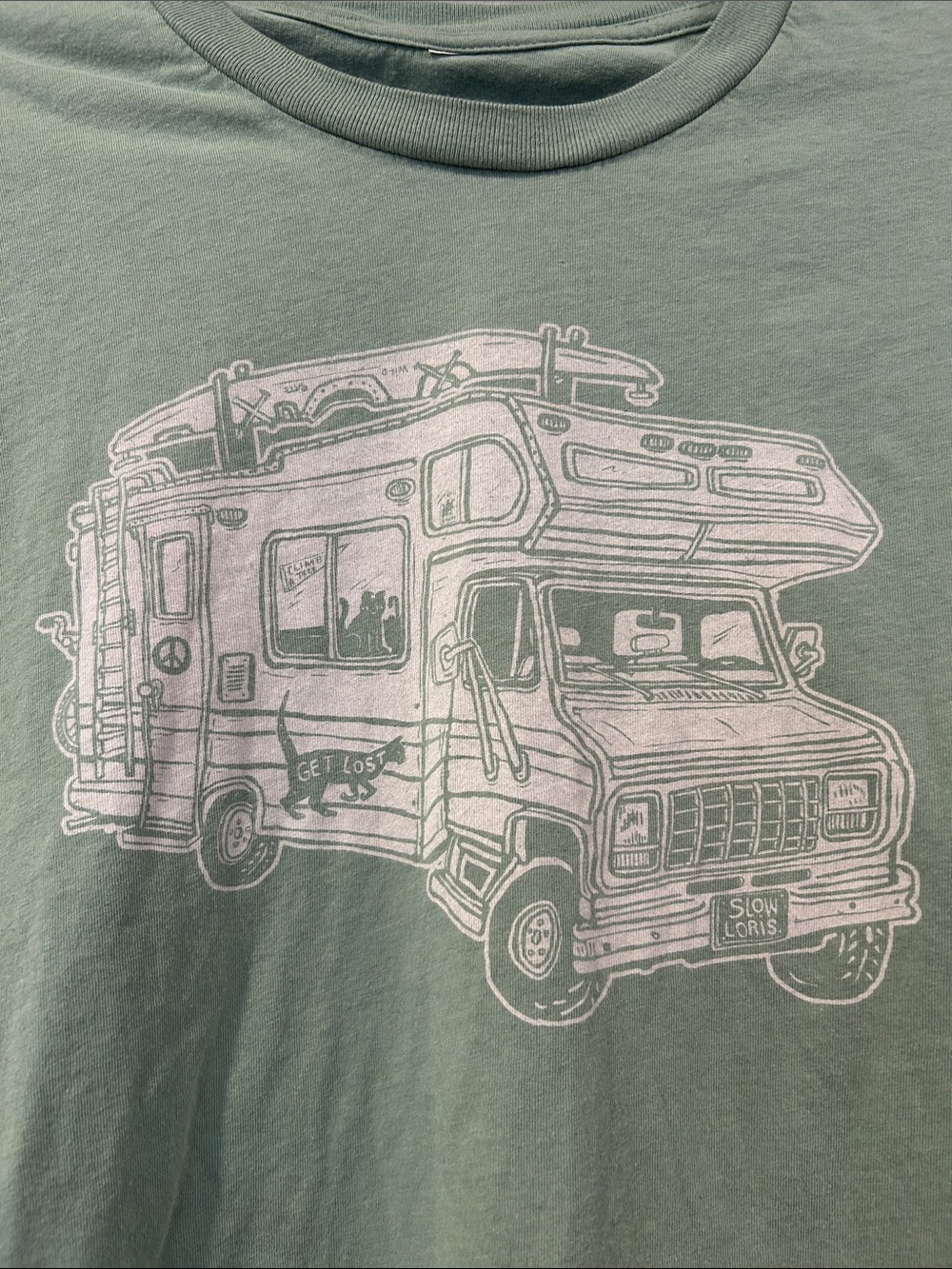 SlowLoris "Get Lost Camper" Men's Sage Green Graphic T-Shirt Size M - Picture 2 of 4